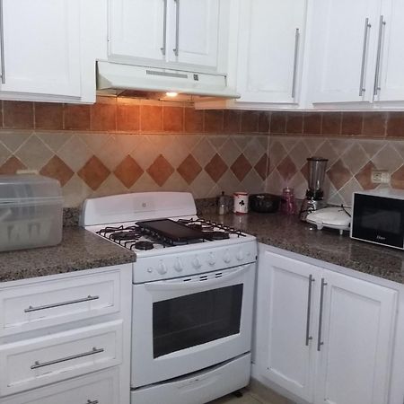Habitacion Cerca Al Mar Y Zona Colonial ซานโตโดมิงโก ภายนอก รูปภาพ