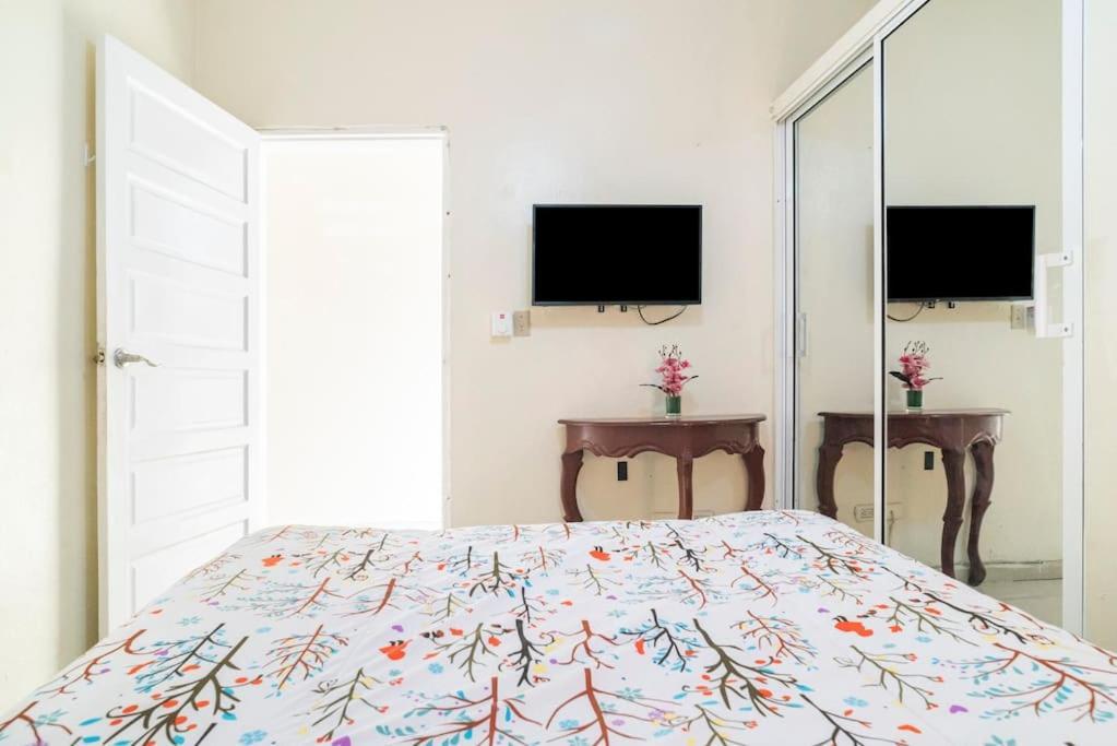 Habitacion Cerca Al Mar Y Zona Colonial ซานโตโดมิงโก ภายนอก รูปภาพ